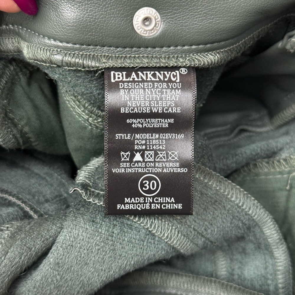 BLANKNYC Green Faux Leather High Waist Tapered Pants Size 30 - Picture 9 of 15